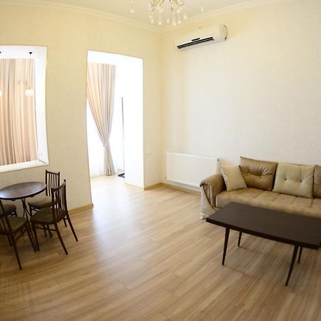 Ana'S Apartment In Old Tbilisi Eksteriør bilde